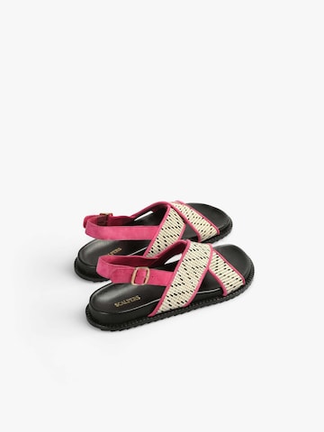 Scalpers Sandały z rzemykami 'Bio Trim' w kolorze różowy