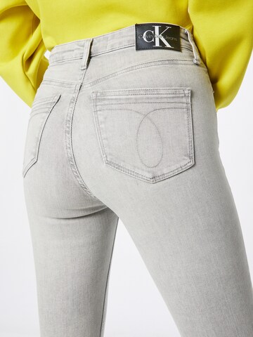 Calvin Klein Jeans Skinny Džínsy - Sivá