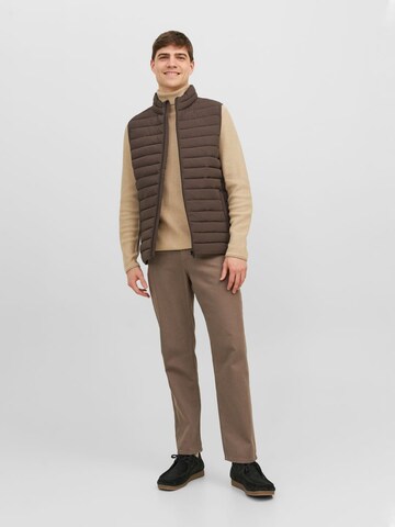 JACK & JONES Vest in Brown