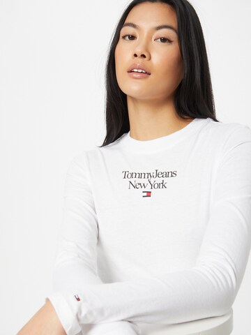 Tommy Jeans Shirt in White