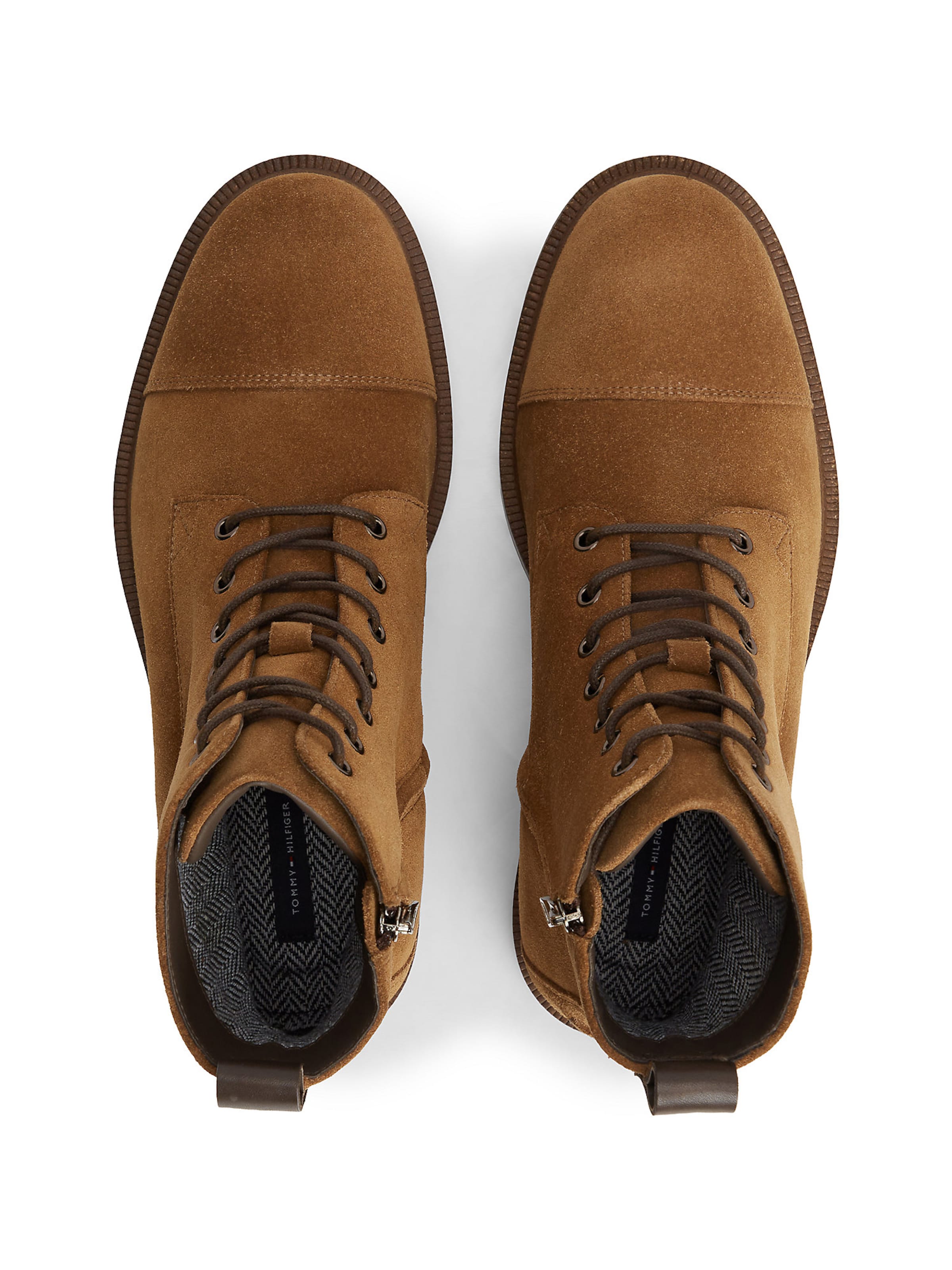 TOMMY HILFIGER Boots in Braun