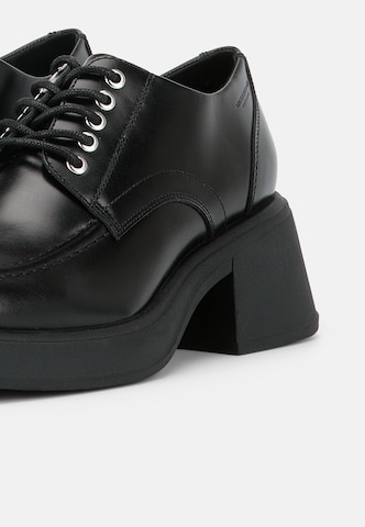 Scarpa stringata 'DORAH' di VAGABOND SHOEMAKERS in nero