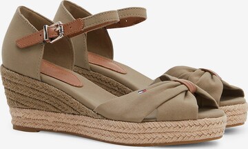 TOMMY HILFIGER Sandale in Beige