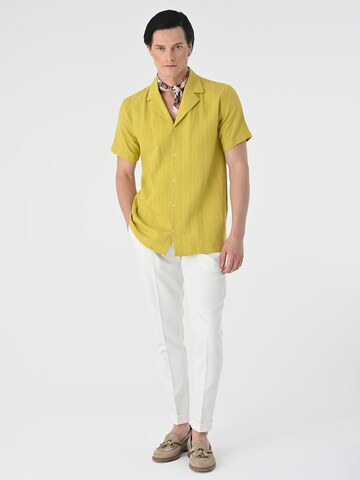 Coupe regular Chemise Antioch en jaune