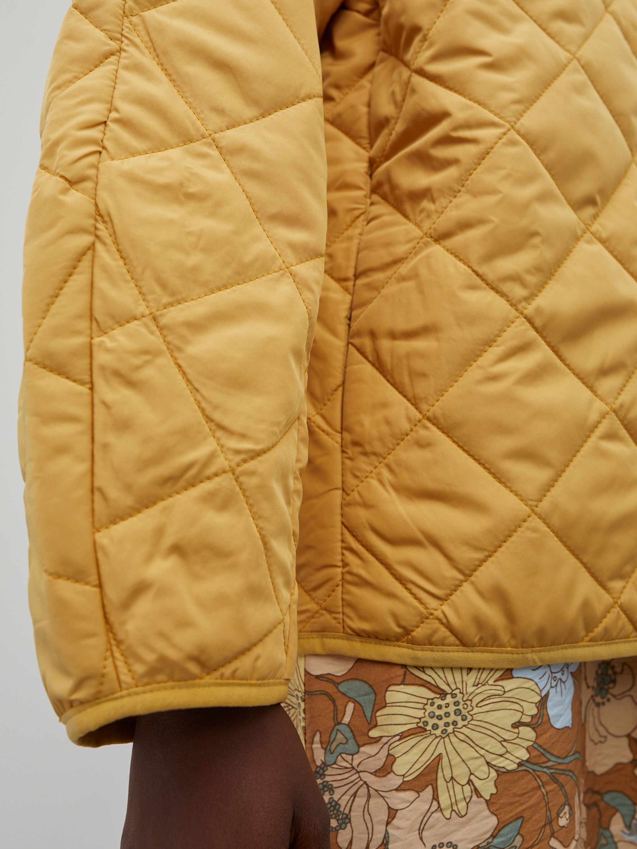 EDITED Producten Tussenjas 'Liberty' Goudgeel