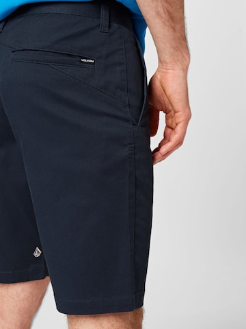 Volcom Regular Shorts in Blau