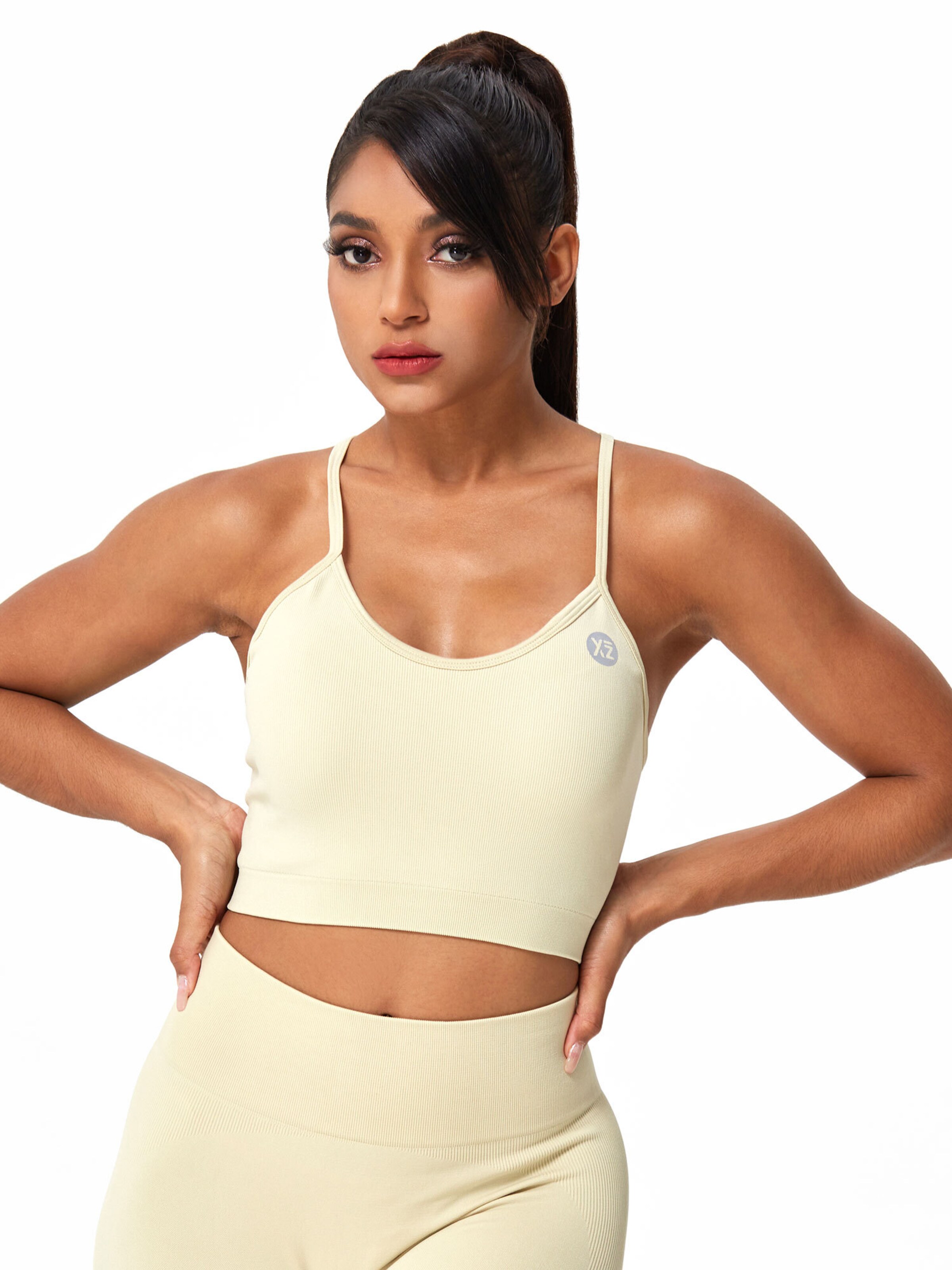 Top sportivo 'Charm' di YEAZ in beige