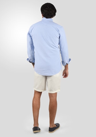 !Solid Regular Shorts 'Loras' in Weiß