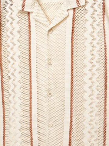Pull&Bear Comfort Fit Риза в пъстро