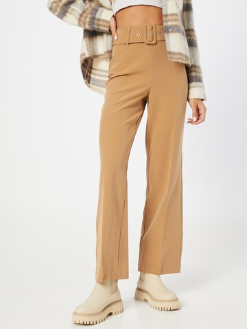 VILA Loose fit Trousers with creases 'Bloa' in Brown: front