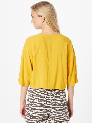 Gina Tricot - Blusa 'Misan' em amarelo