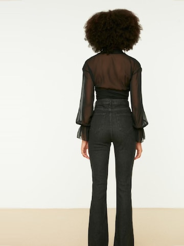 Trendyol Na zvonec Kavbojke | črna barva