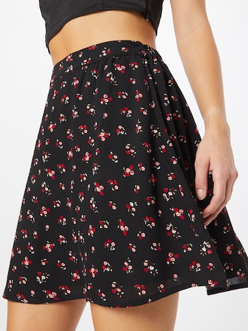 ABOUT YOU Skirt in Black