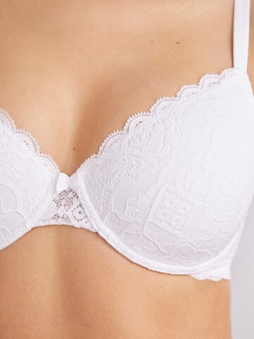 INTIMISSIMI T-shirt Bra 'Francesca' in White