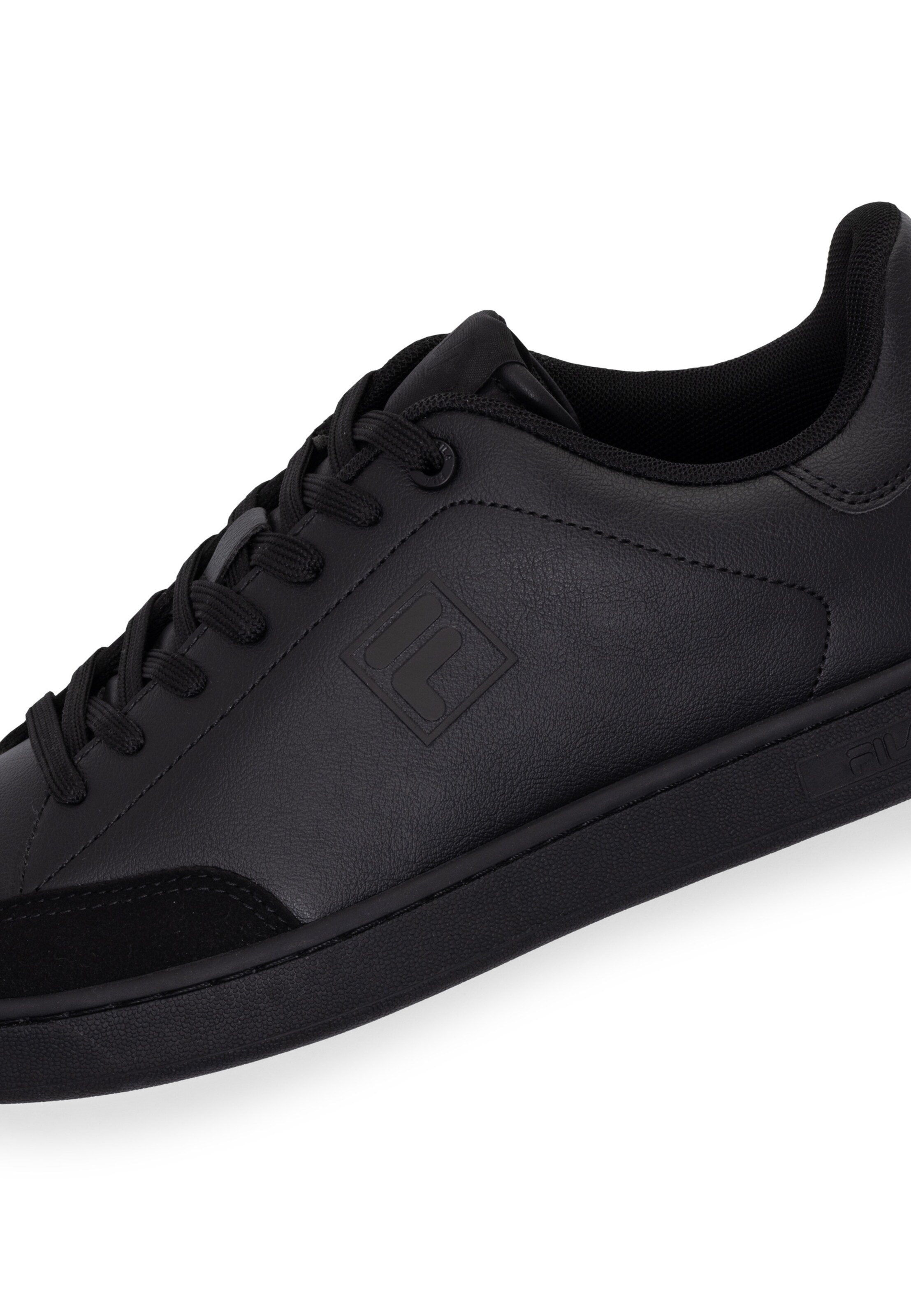FILA Σνίκερ χαμηλό 'COURTBAY' σε μαύρο