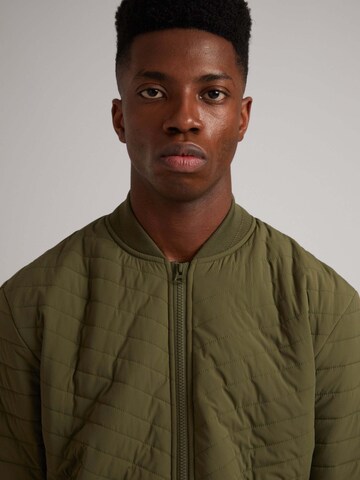 JACK1T Outdoorjas ' Thermolite Kapuzenjacke ' in Groen