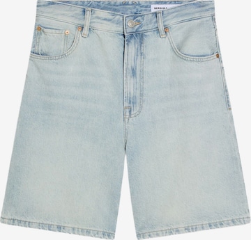 Jeans de la Bershka pe albastru: față