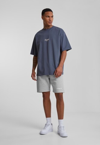 Prohibited Μπλουζάκι 'Garment' σε γκρι