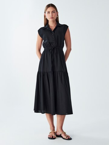 Robe-chemise 'KALA' Willa en noir : devant