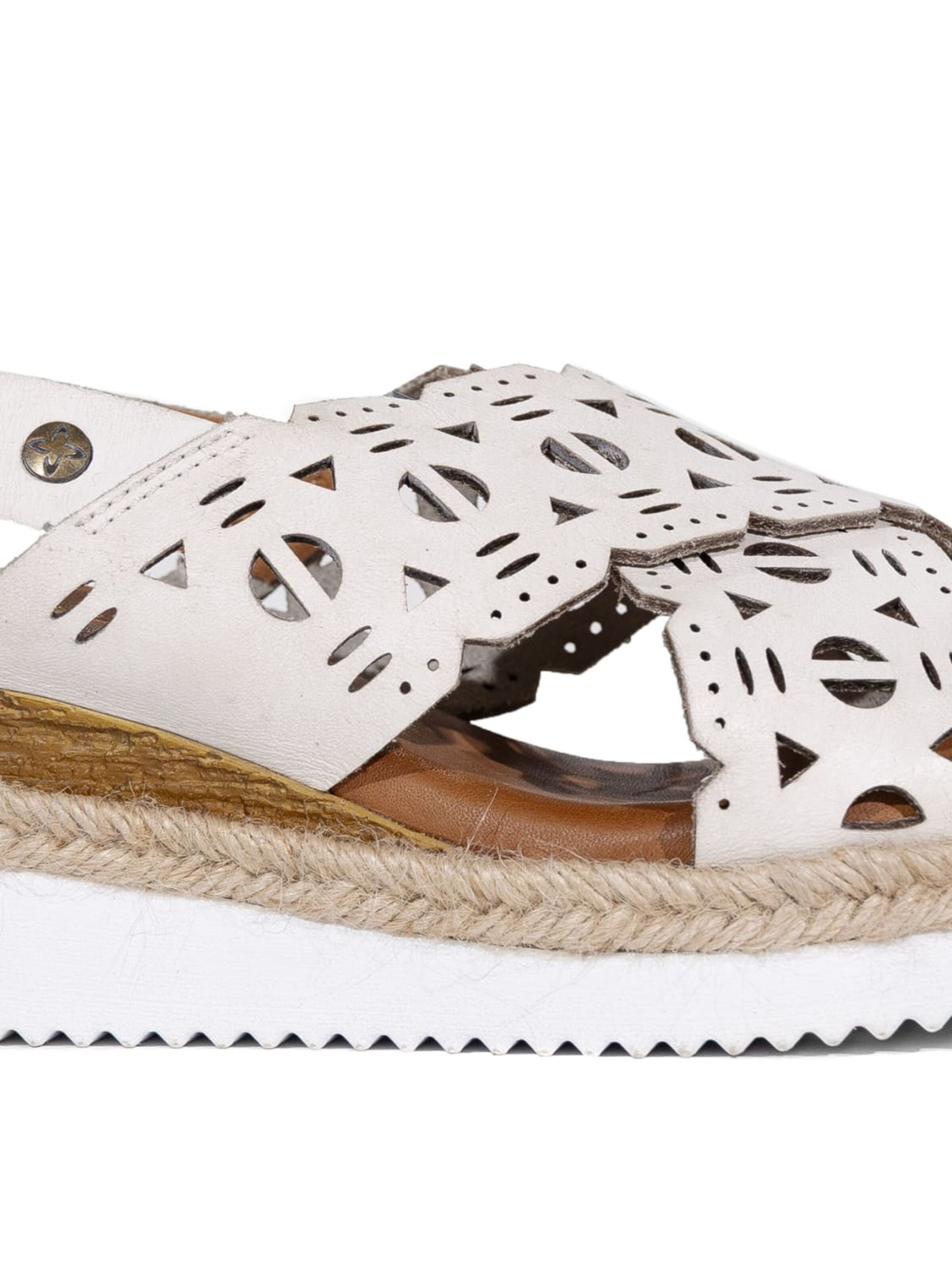 Maciejka Sandals 'P7502-04/00-0' in Beige