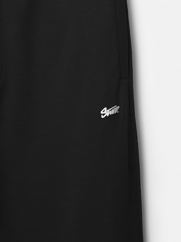 Largi Pantaloni 'STWD' de la Pull&Bear pe negru