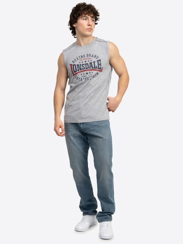 LONSDALE Μπλουζάκι σε γκρι