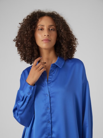 Camicia da donna 'MERLE' di VERO MODA in blu