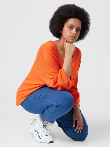 Fransa Curve Pullover 'Blume' in Orange