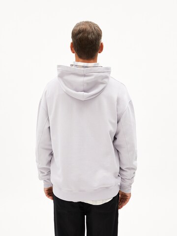 ARMEDANGELS Sweatshirt in Lila