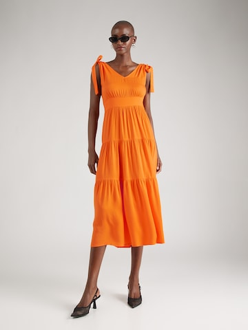 Robe Trendyol en orange : devant