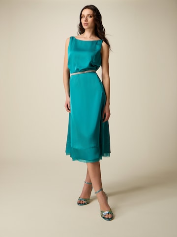 Robe oltre en bleu