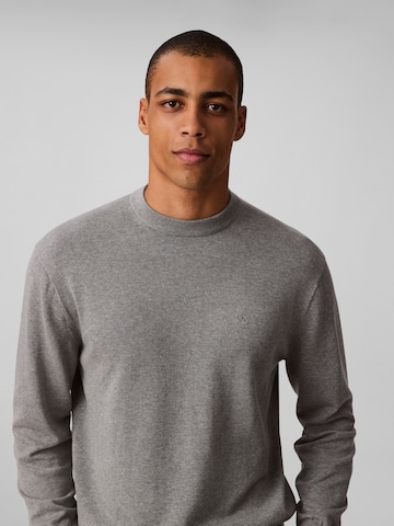 Calvin Klein Jeans Sveter 'ESY' - Sivá