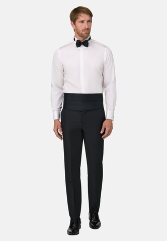Coupe slim Chemise Boggi Milano en blanc : devant