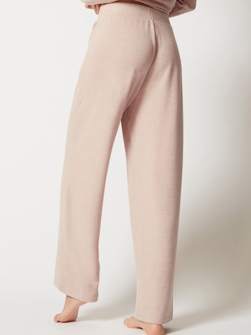 Skiny Pajama pants in Beige