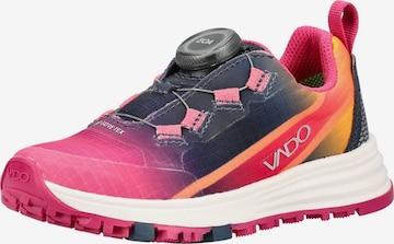 Vado Sneakers in Pink: front