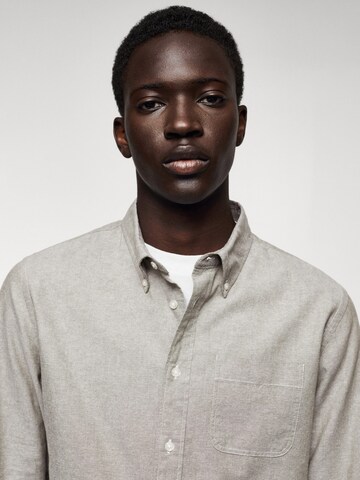 MANGO MAN Regular Fit Hemd in Grau