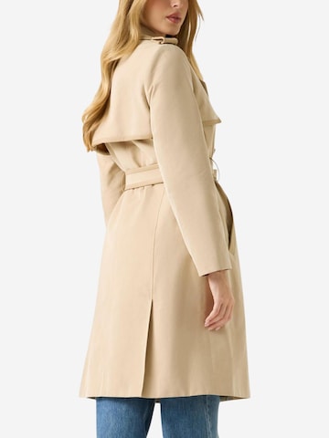 GUESS Övergångskappa 'JENNY PU DETAILS W5RL14 WGWD2' i beige