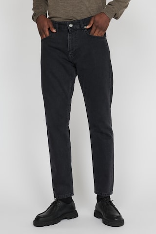 Matinique Loose fit Jeans 'Trevor' in Black: front