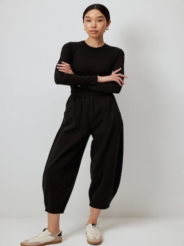 Regular Pantalon Touche Prive en noir