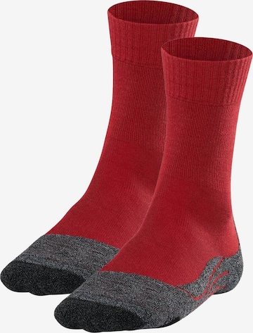FALKE Athletic Socks in Red: front