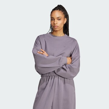 ADIDAS ORIGINALS Sweatshirt 'Premium Essentials' i grå: framsida