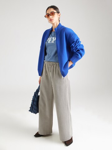 Pepe Jeans T-Shirt 'BRIA' in Blau