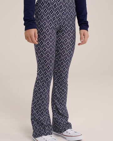 WE Fashion Flared Leggings in Blauw: voorkant