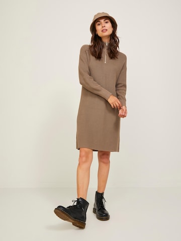 JJXX Knitted dress 'Sandra' in Brown