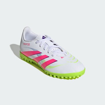 Chaussure de sport 'Predator Club' ADIDAS PERFORMANCE en blanc