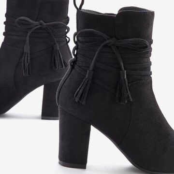 LASCANA Bootie in Black