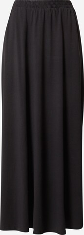 QS Skirt in Black: front