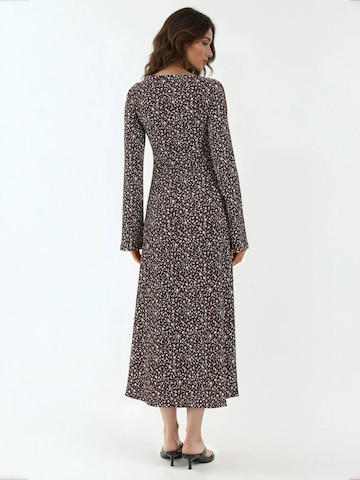 Hiccup Dress 'Maxi' in Brown