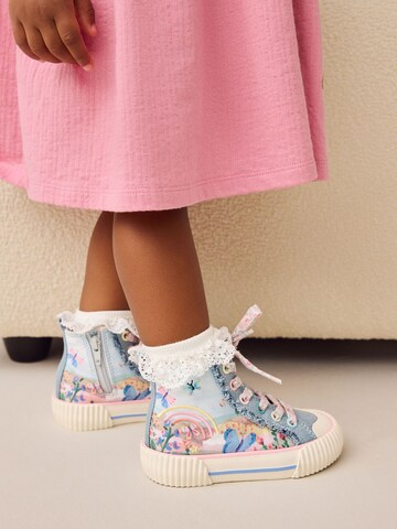 Baskets Next en bleu