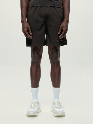 Born Regular Sports trousers ' Orinoco ' in Brown: front